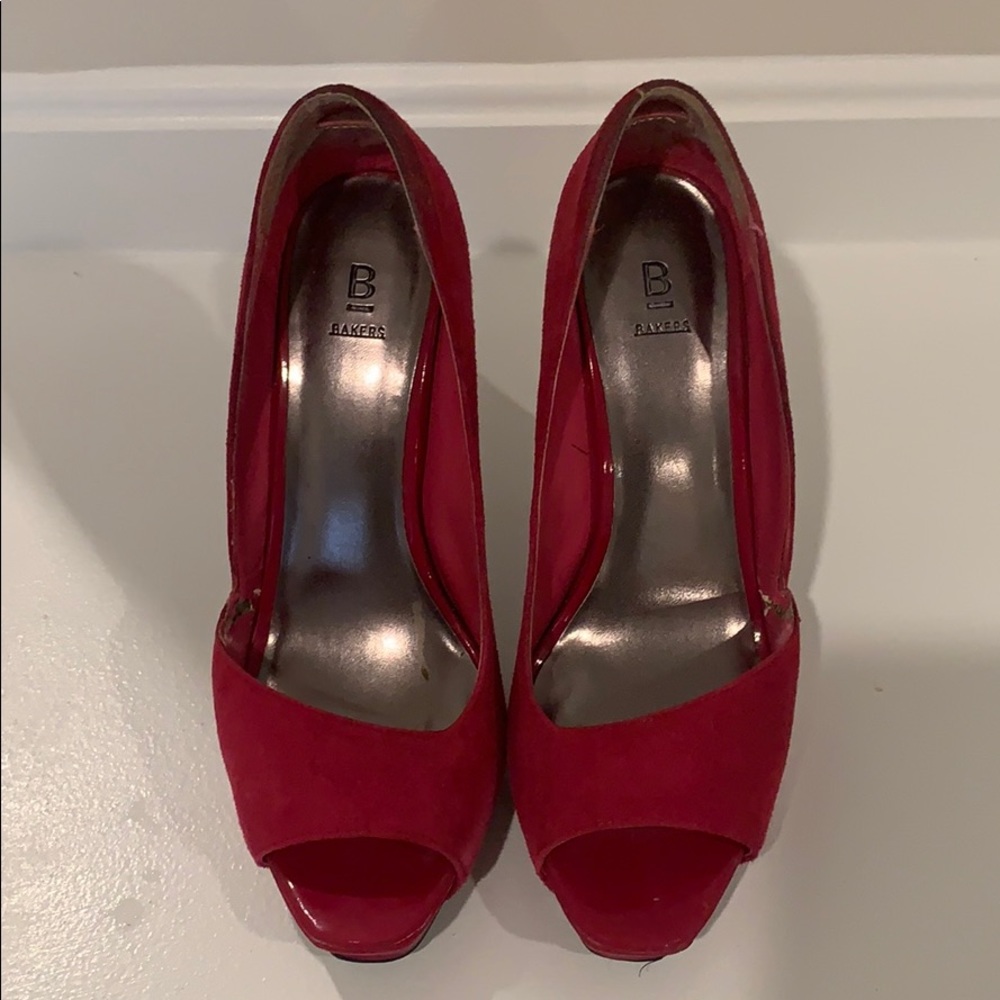 Bakers Pink Peep Suede Toe Pumps